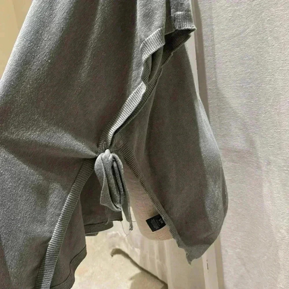 turtleneck with tie sides - Picture 2 of 5